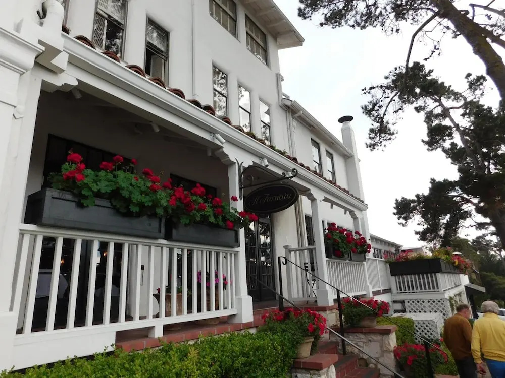 Photo - Tally Ho Inn