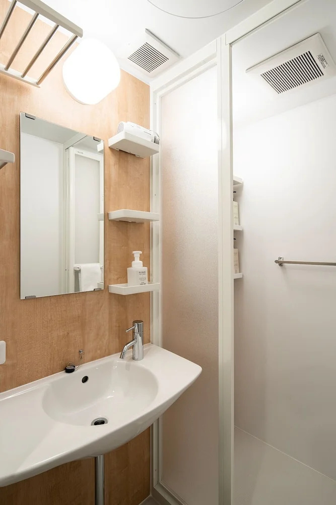 Photo - Section L Hamamatsucho