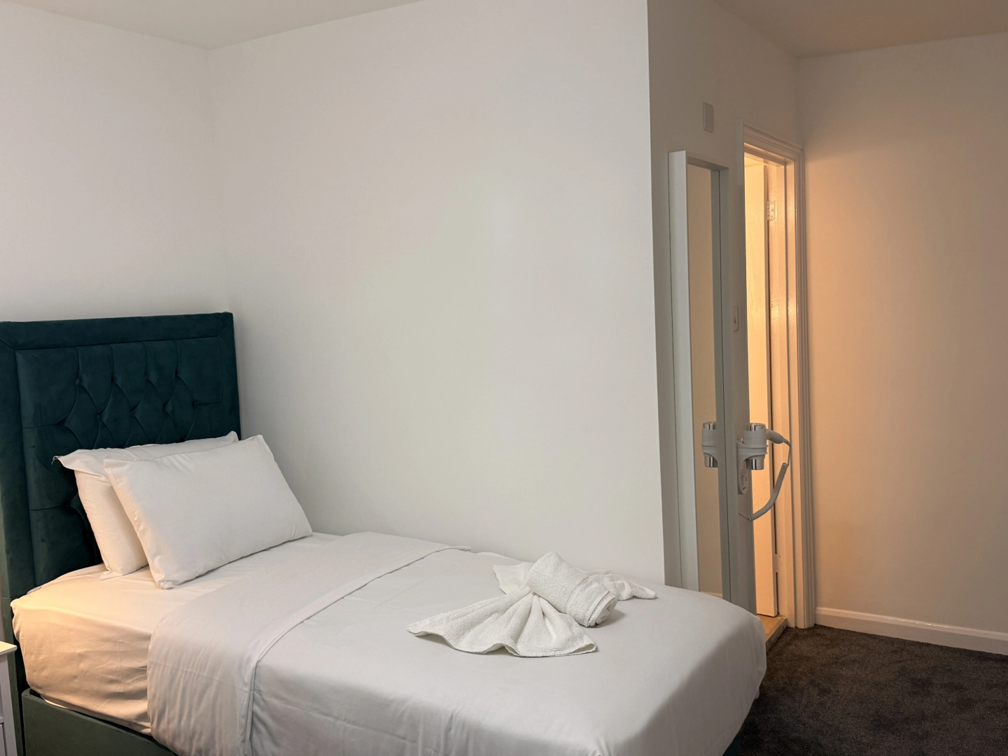 Photo - Whiteleys Hotel