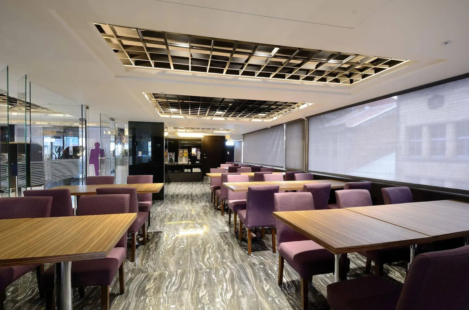 Photo - V-one Vogue Hotel