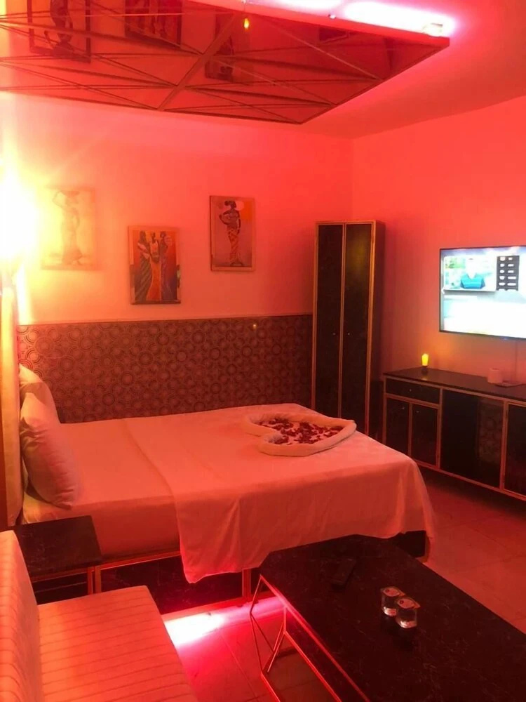 Photo - Royal Hotel-Kumkapi
