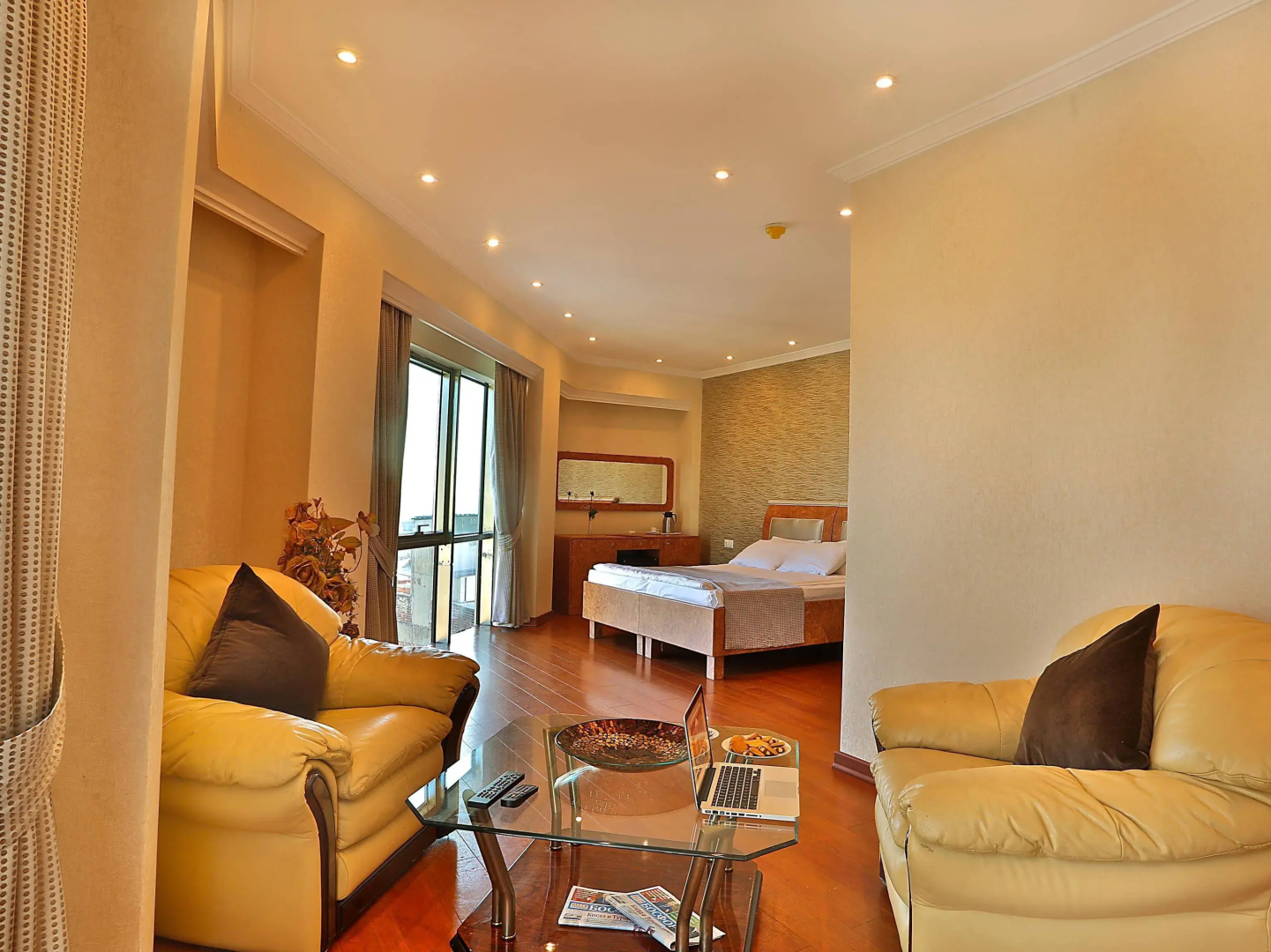 Photo - Grand Madrid Hotel