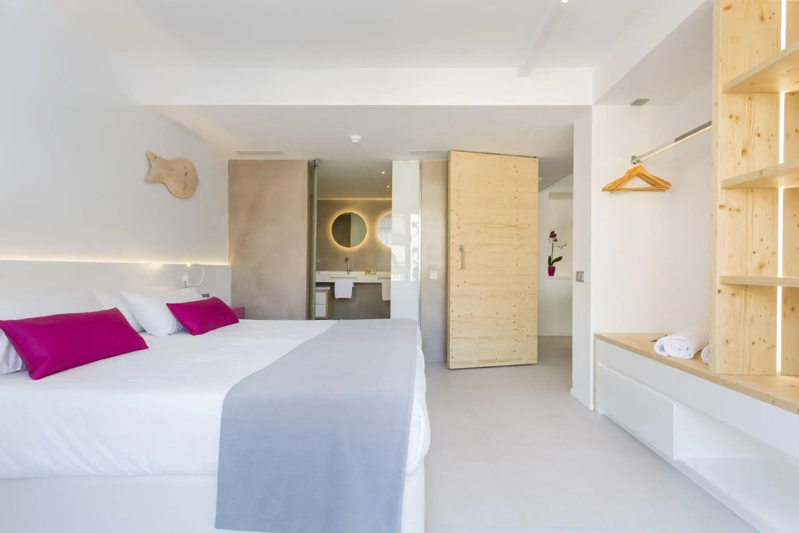 Photo - One Ibiza Suites