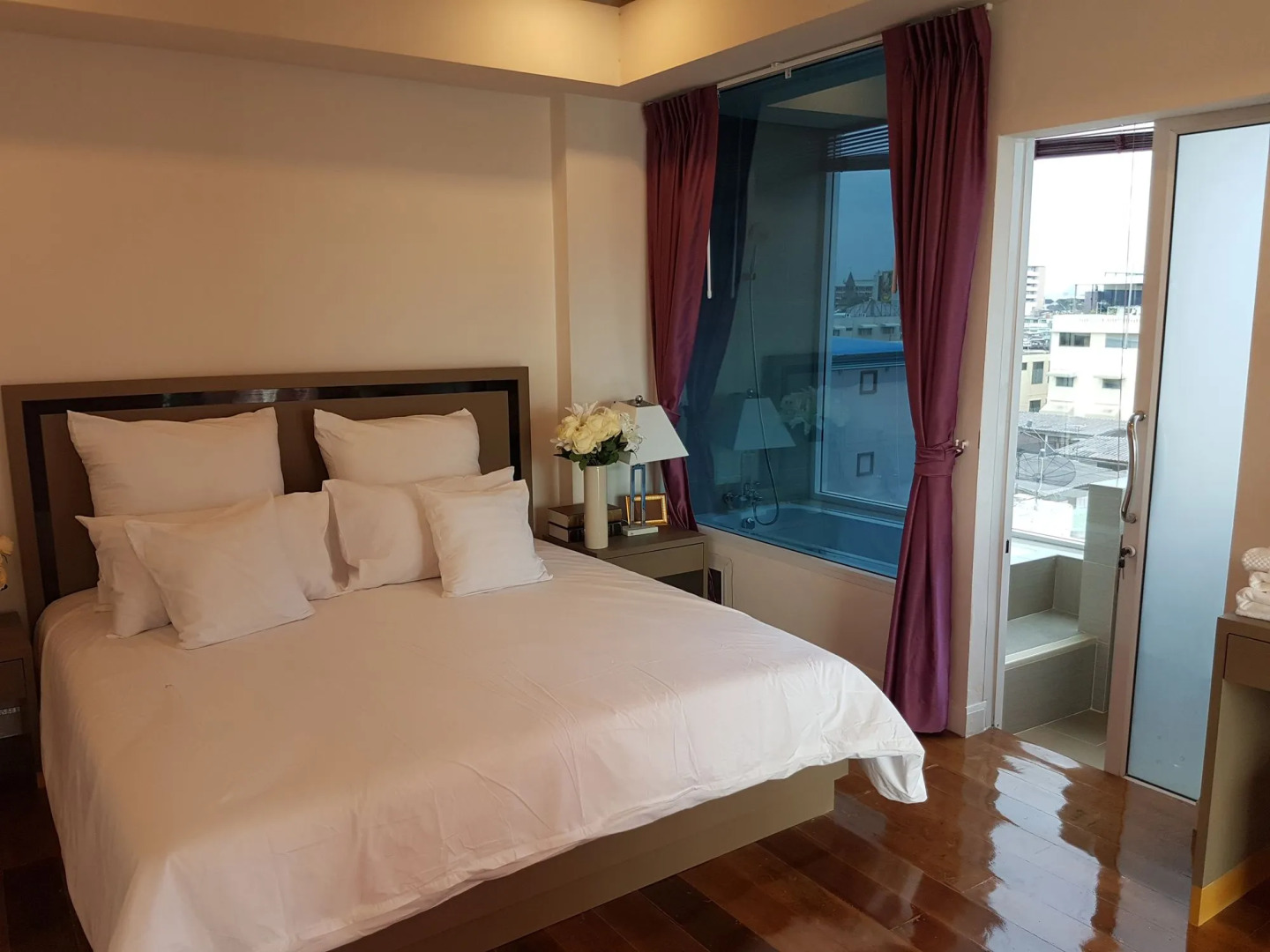 Foto - S.E.T Thanmongkol Residence