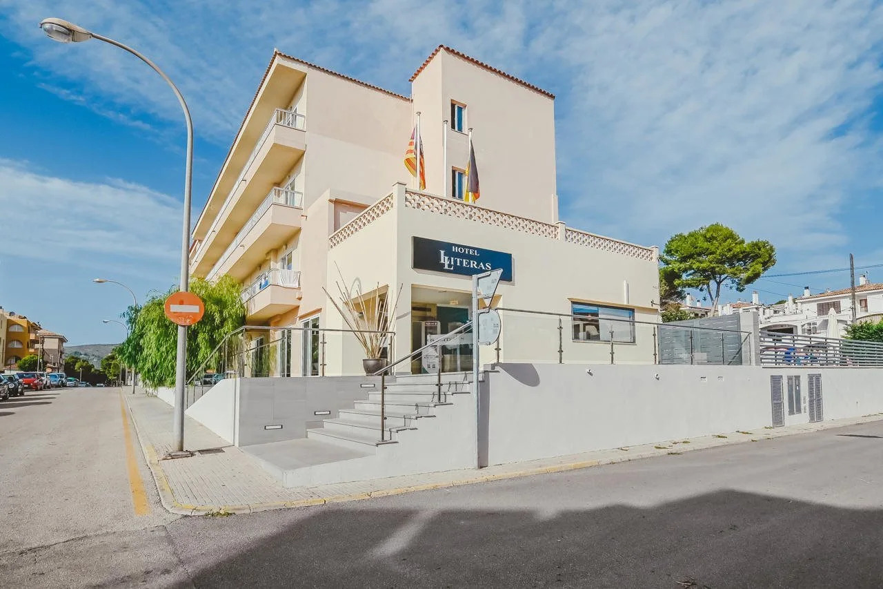Photo - Hotel LLITERAS