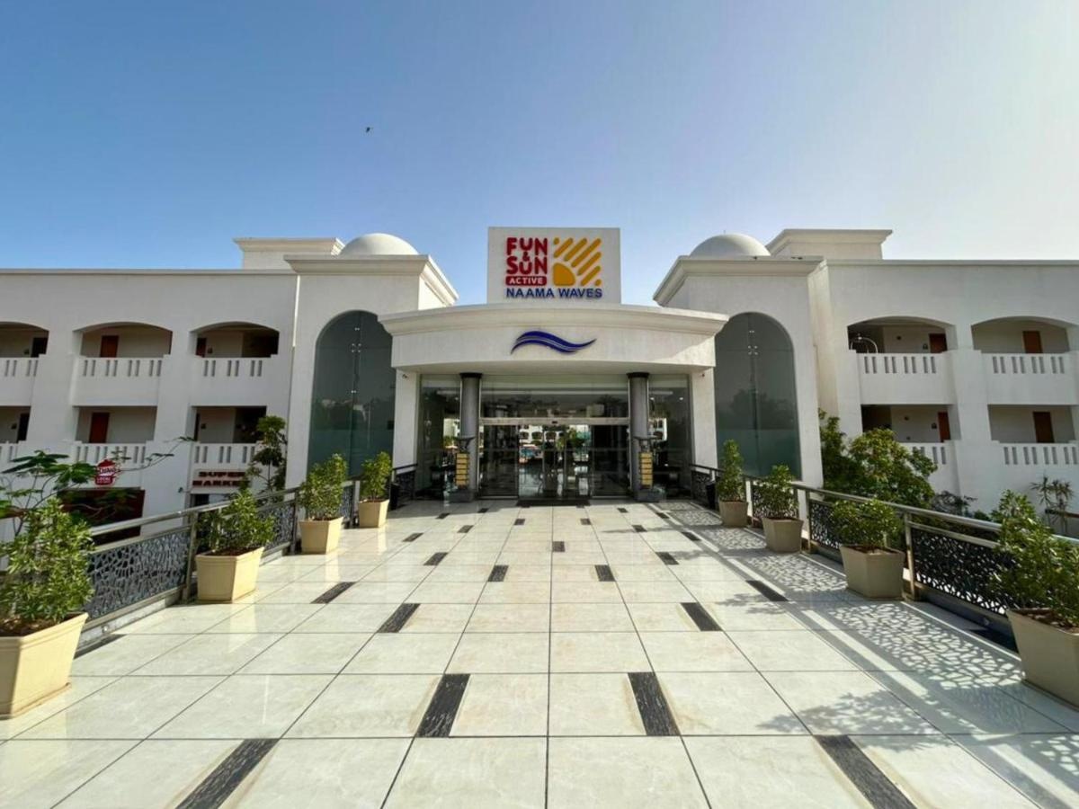Photo - Naama Waves Hotel