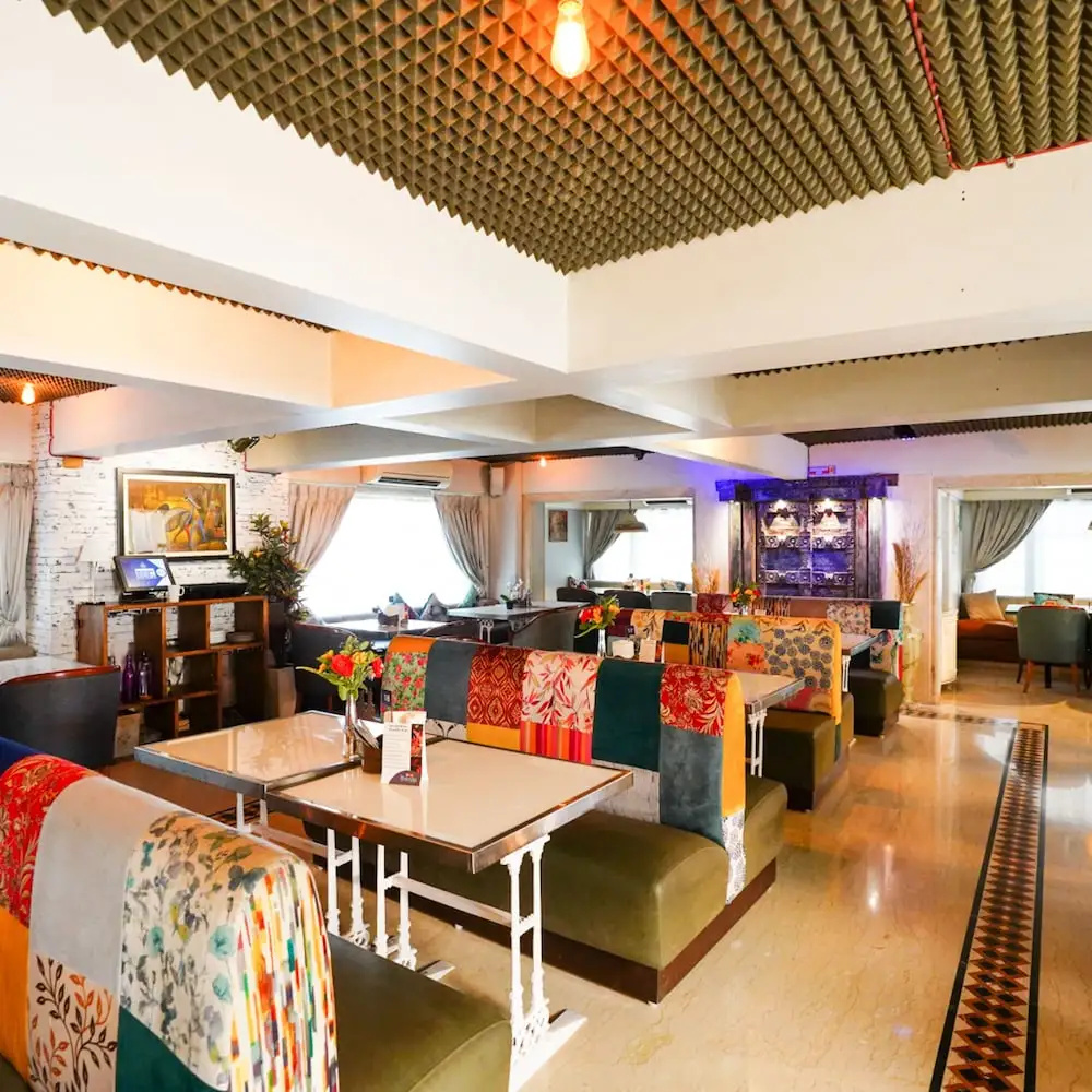 Photo - Bloom Boutique l Bandra