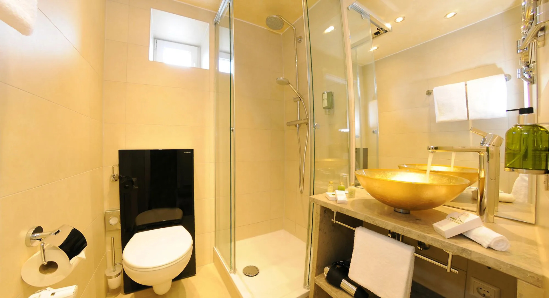 Foto - SCOTTY & EMILY Hotel Ulm