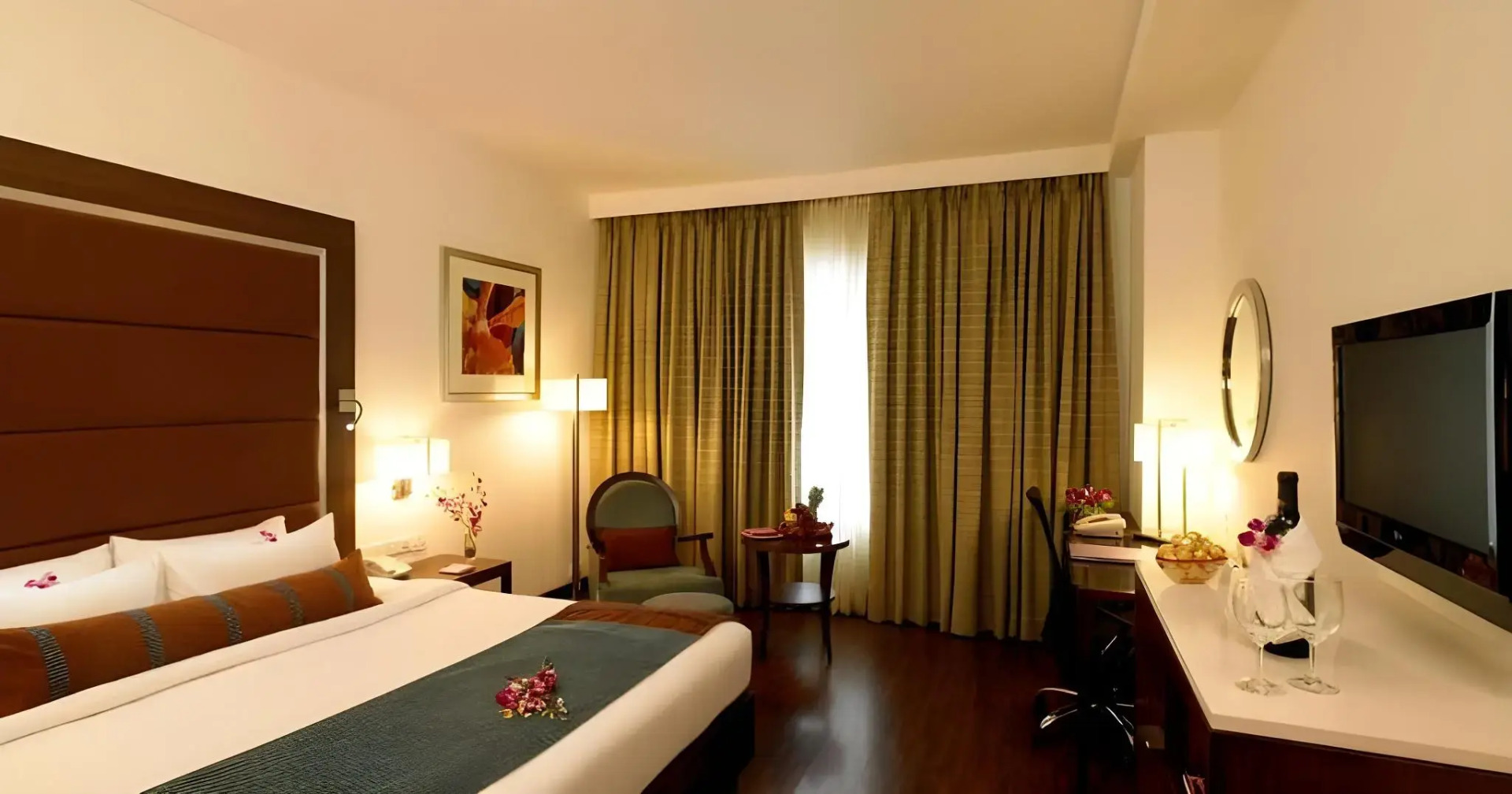 Photo - Royal Orchid Central, Pune