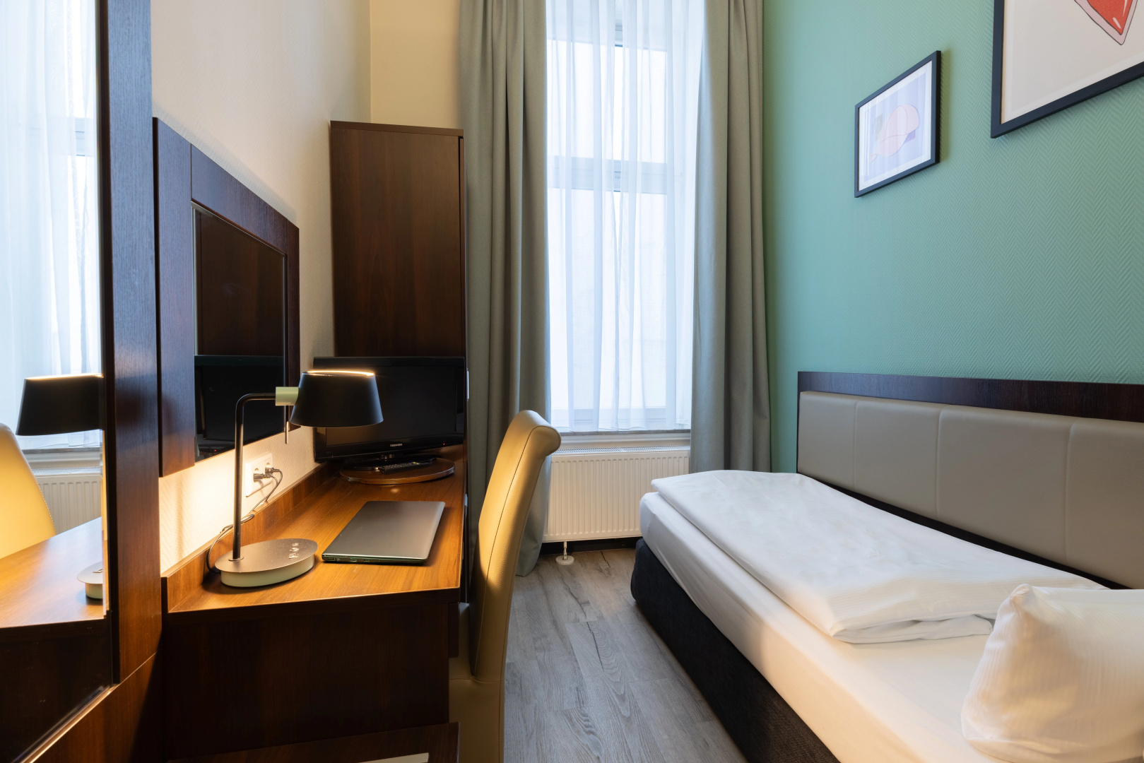Photo - Garner Hotel Hamburg Graf Moltke by IHG