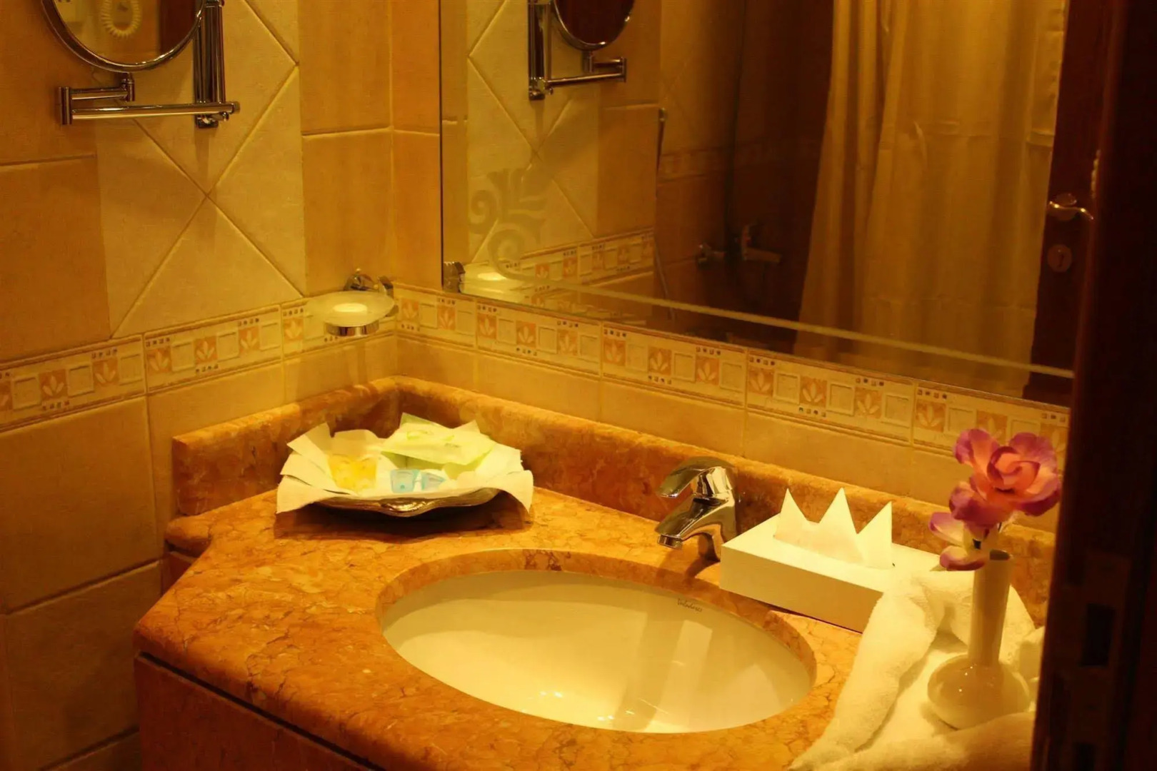 Foto - Zowar Alalami Hotel فندق زوار العالمي