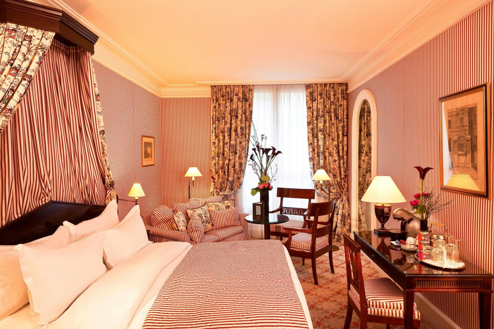 Photo - Le Dokhan’s Paris Arc de Triomphe, a Tribute Portfolio Hotel