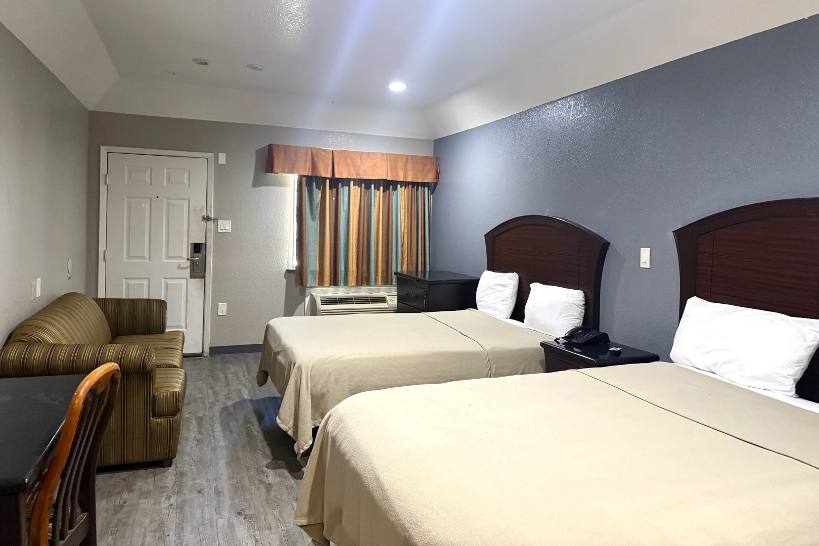 Foto - Hotel O Regency Suites Houston - IAH Beltway 8