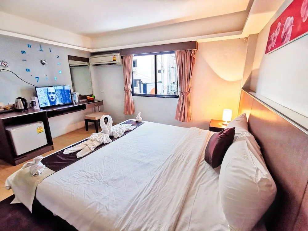 Foto - Scandia Beach Hotel - Soi 7 Best Location - 200m to Beach next to Food Market