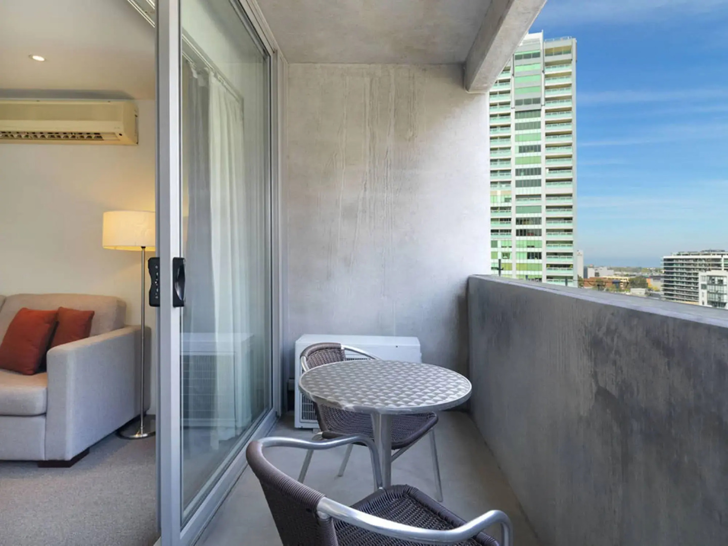 Foto - Quest on Dorcas