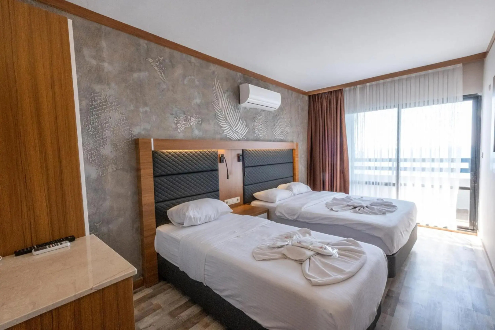 Photo - Sunday Beach Hotel