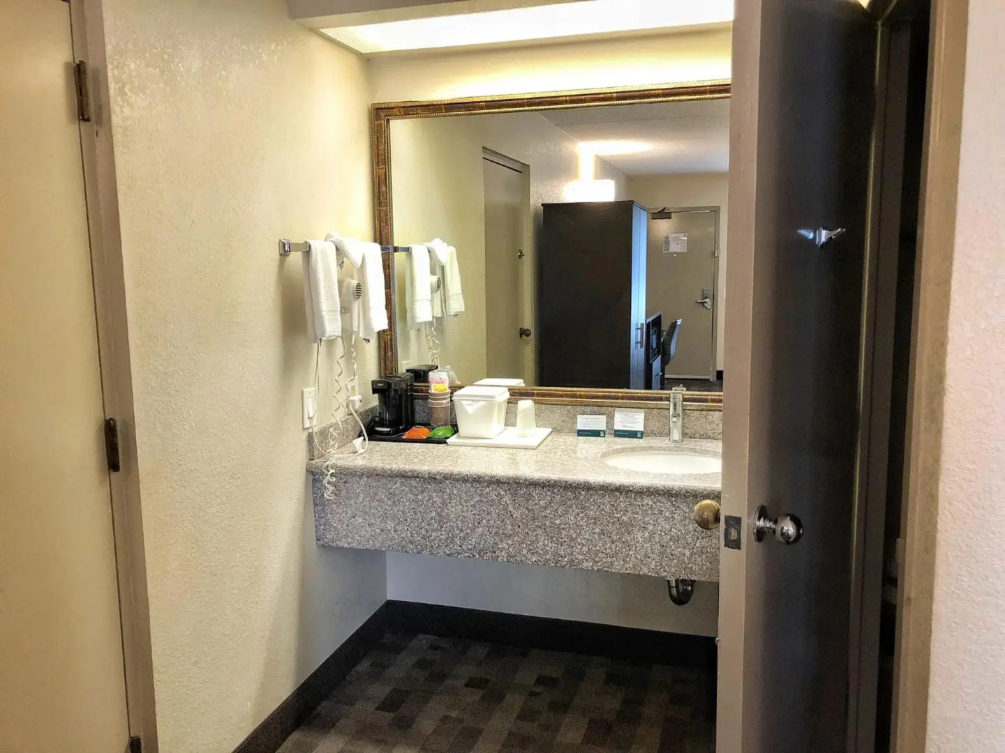 Foto - Quality Inn Riverside near UCR and Downtown