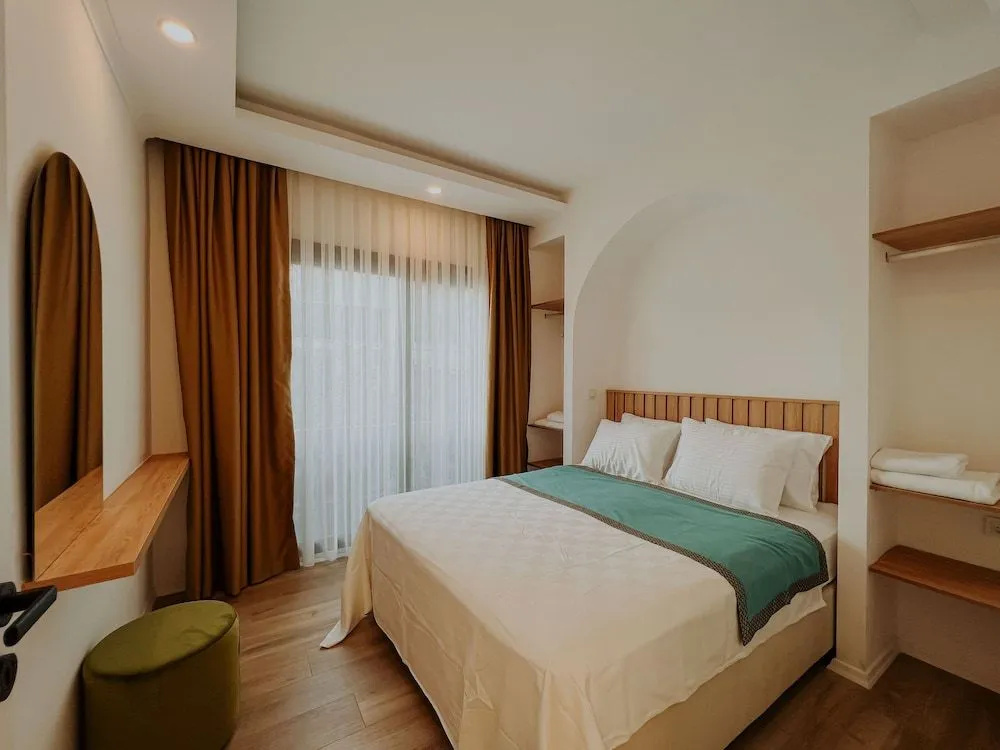 Photo - Marla Suite Hotel