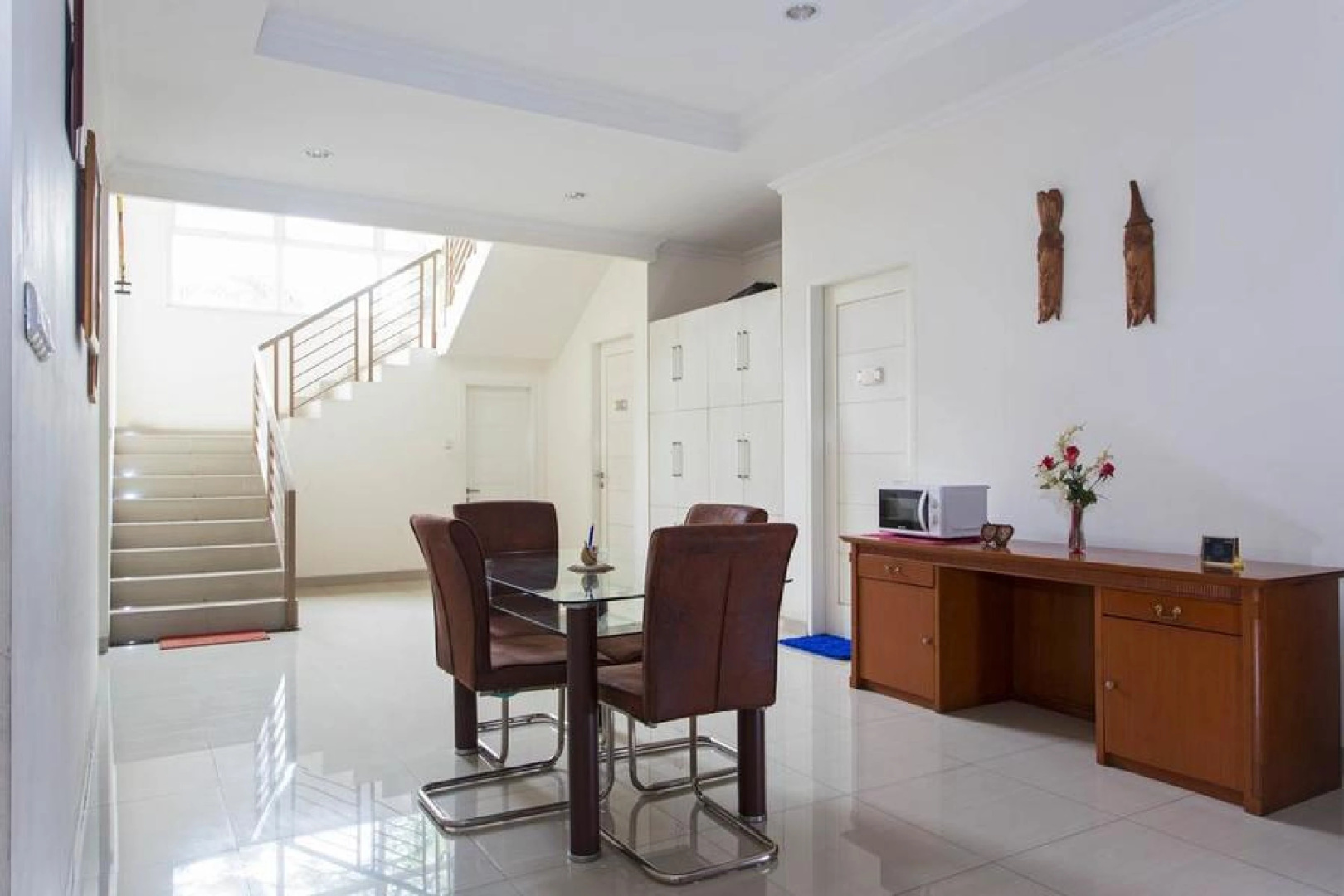 Foto - RedDoorz Plus near Siloam Karawaci