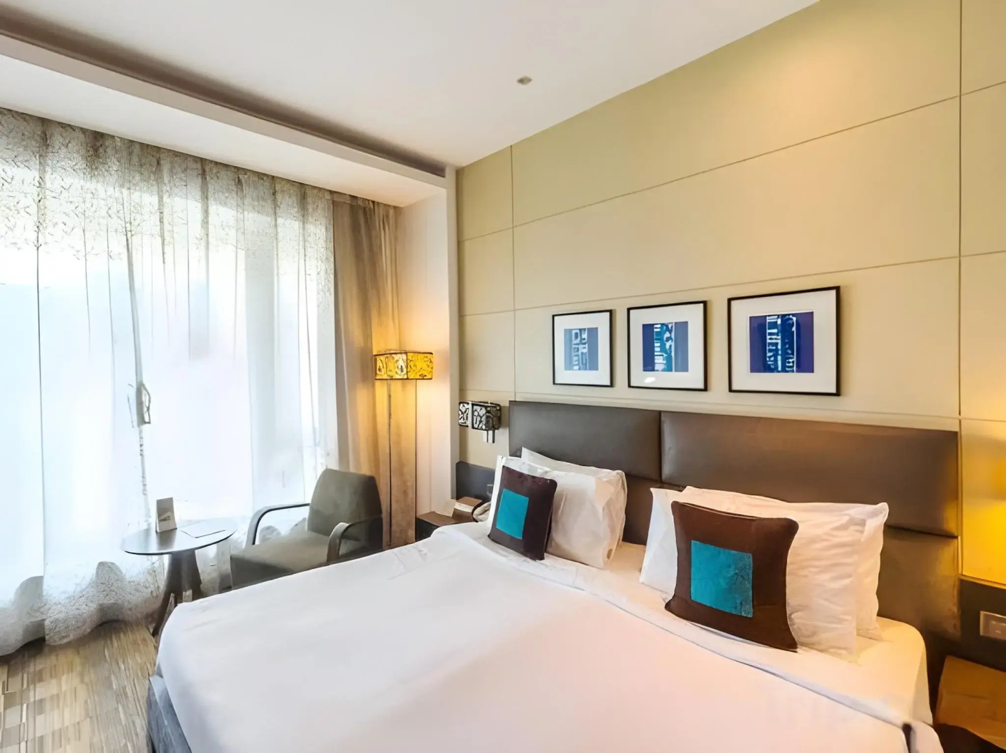 Photo - Meluha The Fern Mumbai, Powai, Series by Marriott