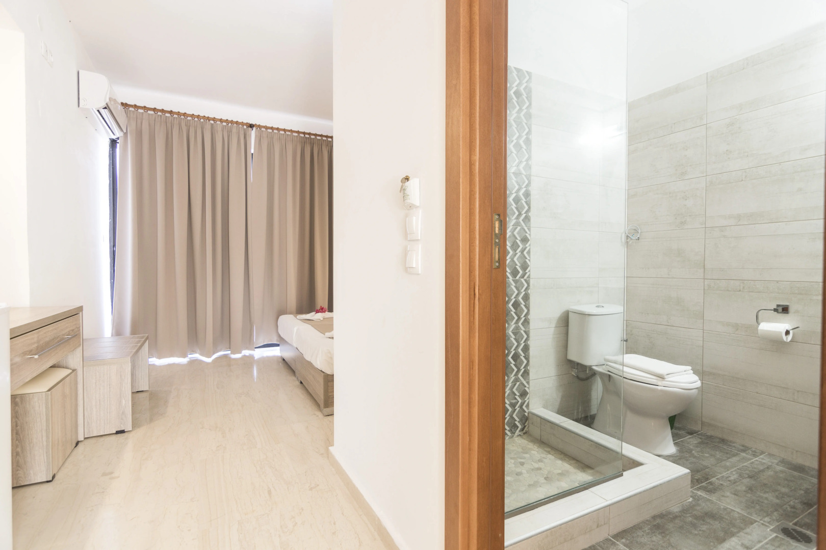 Photo - Tivoli Hotel