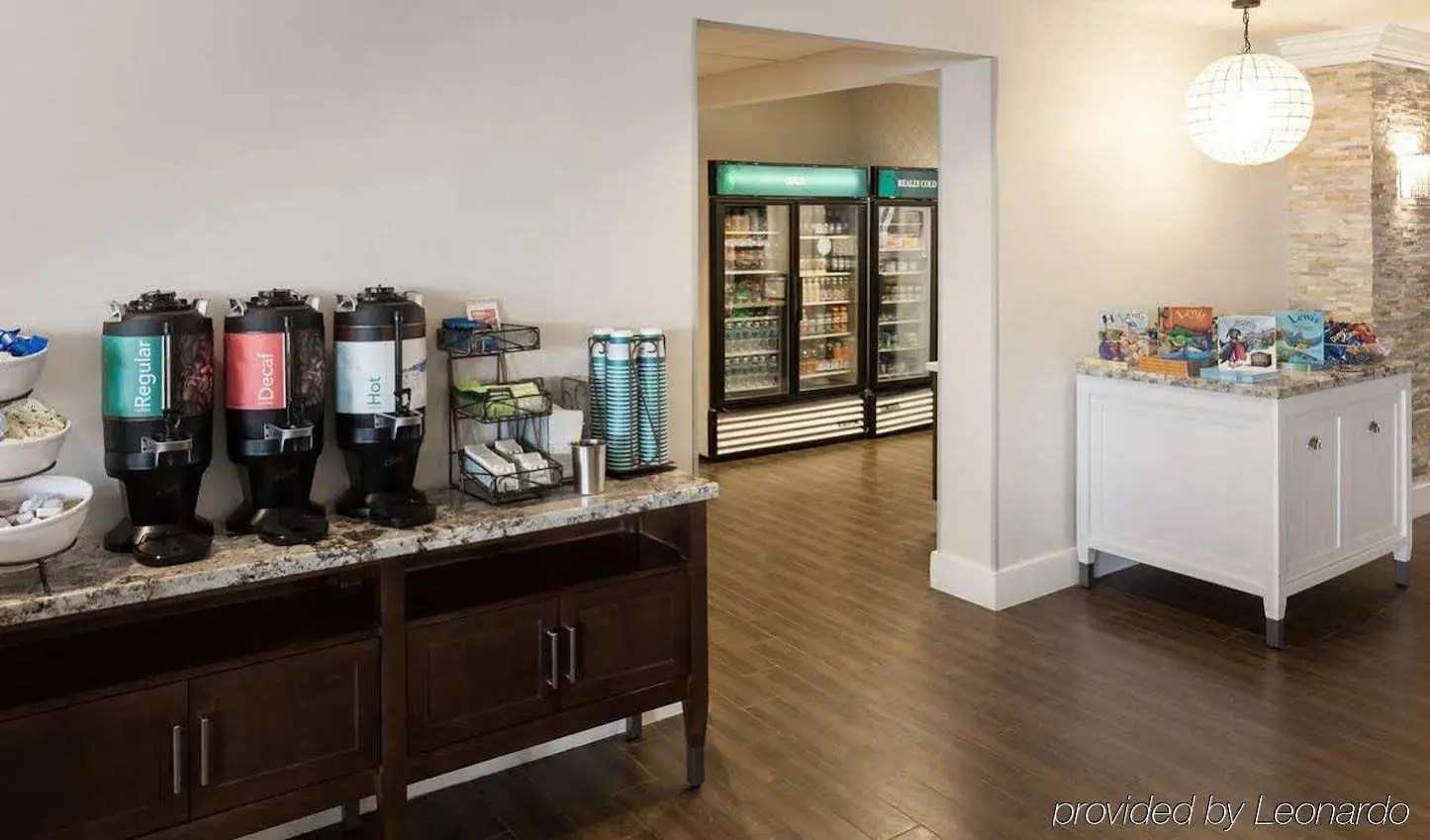 Photo - Homewood Suites by Hilton Miami-Airport/Blue Lagoon