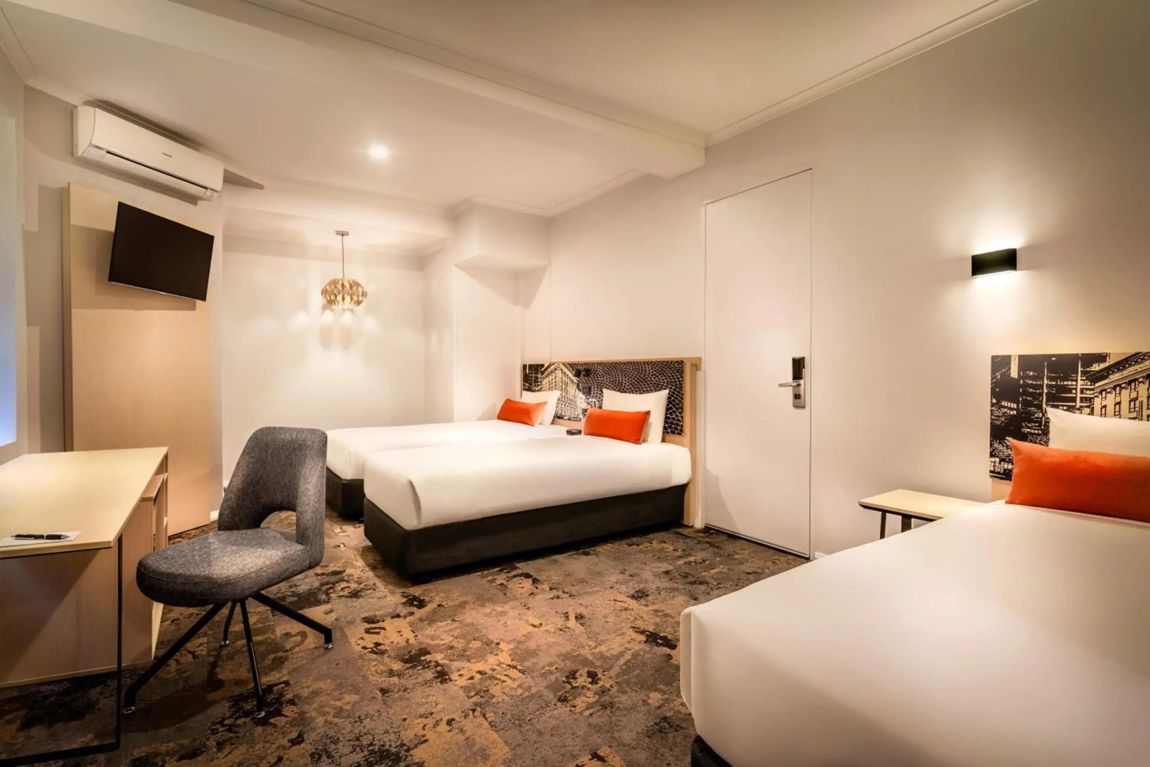 Foto - Batman's Hill on Collins