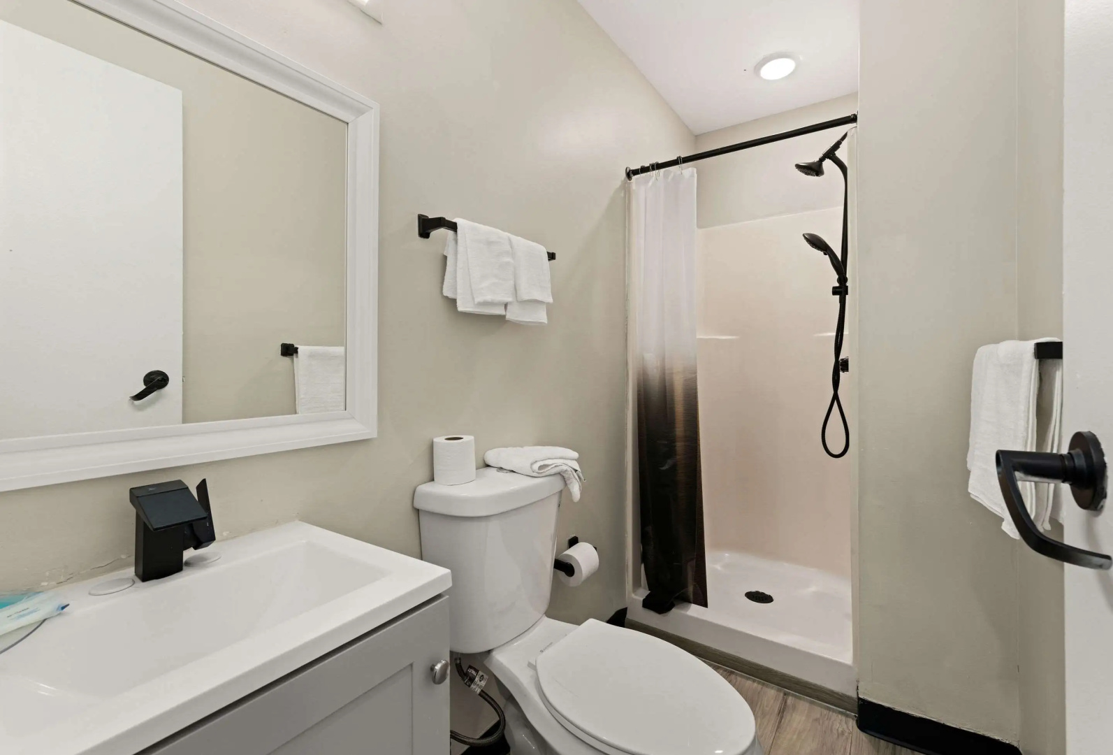 Photo - Rodeway Inn Charlotte Independence Blvd.
