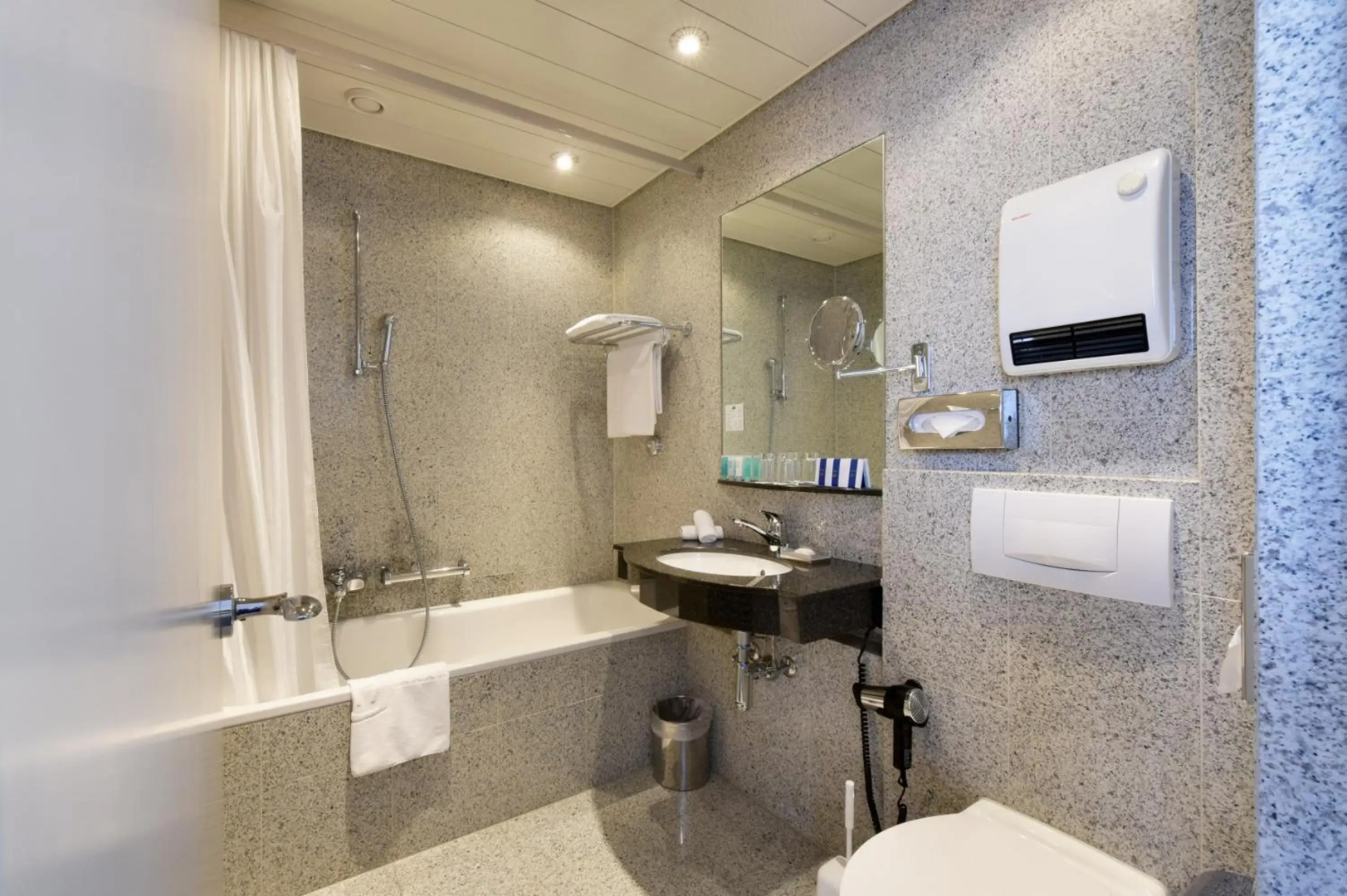 Foto - Glärnischhof by TRINITY