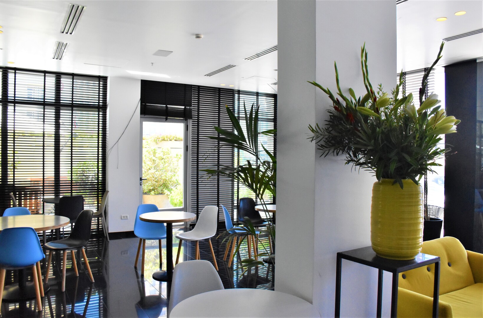 Photo - Seaside Hotel by Zvieli Hotels