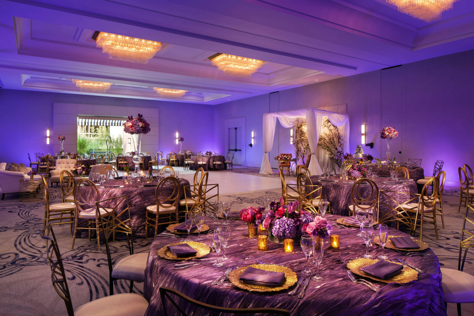Photo - Avenue of the Arts Costa Mesa, a Tribute Portfolio Hotel
