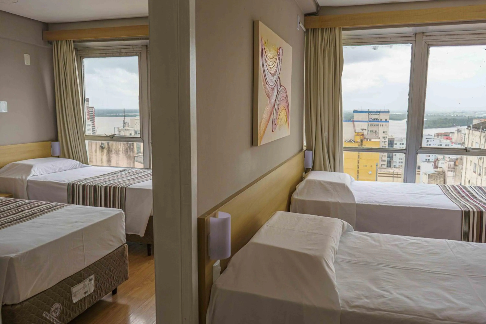 Foto - Hotel Dan Inn Porto Alegre