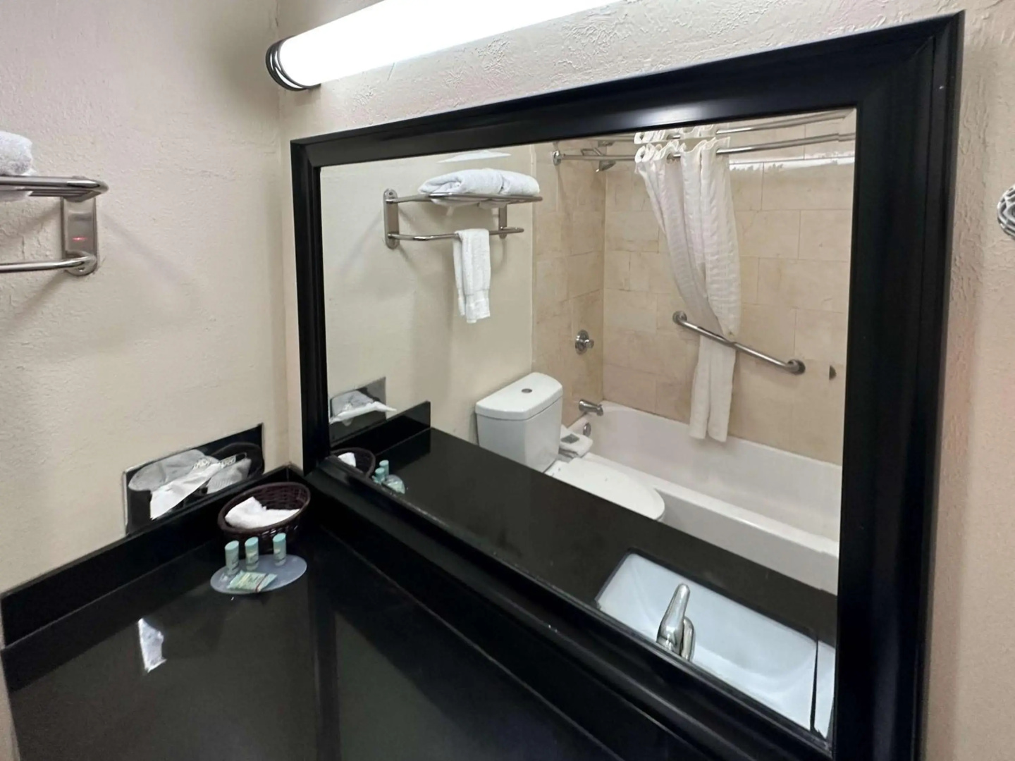 Photo - Motel 6 Dallas TX Downtown