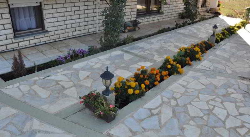 Damaja Guest House