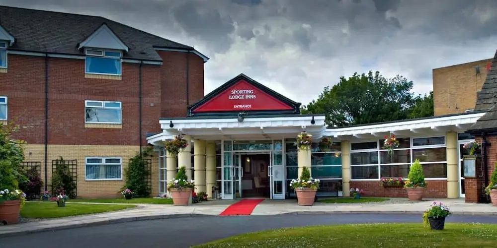 Photo - The Greyhound Hotel