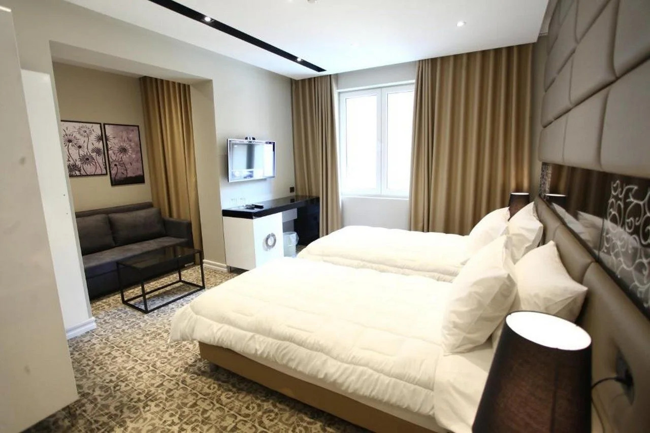 Foto - Senator Hotel