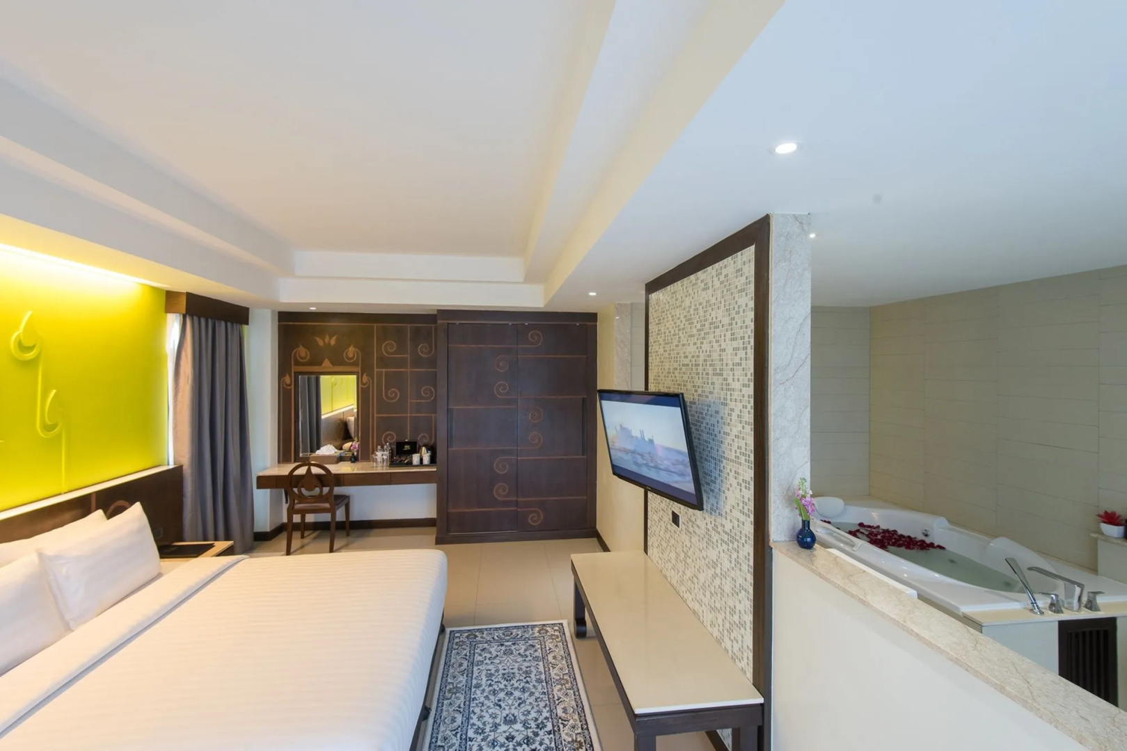Photo - Bay Beach Resort Jomtien