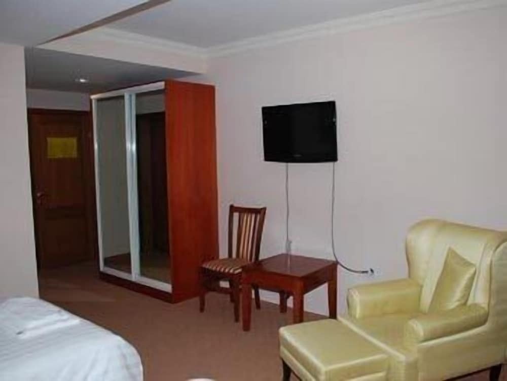 Hotel Feni