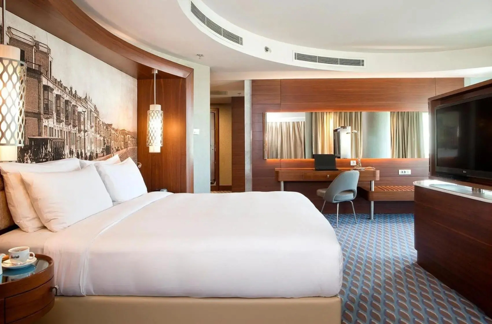 Photo - Renaissance Izmir Hotel