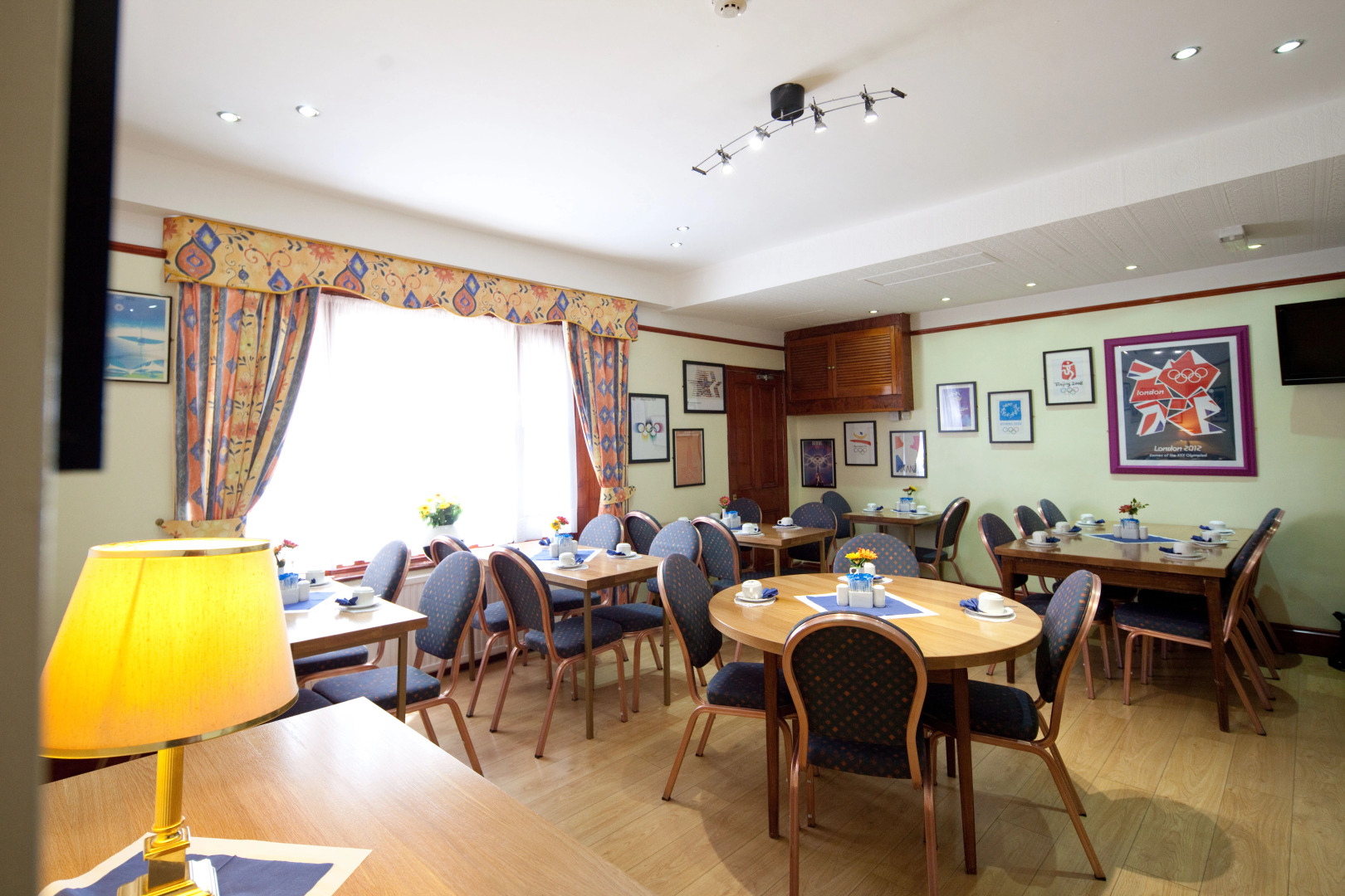 Photo - Shakespeare Hotel