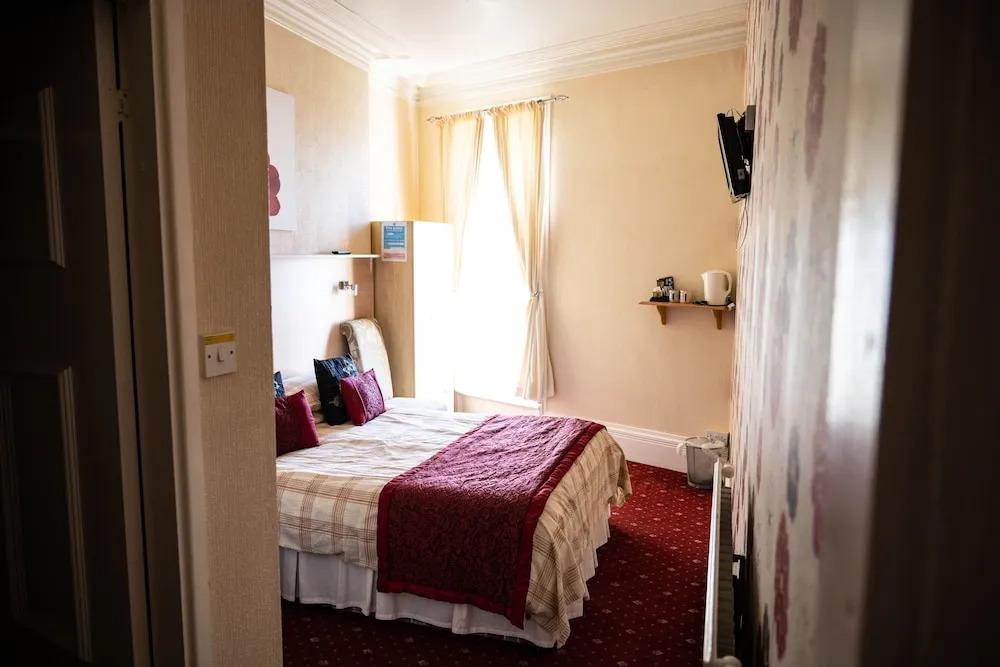 Photo - The Sands Hotel