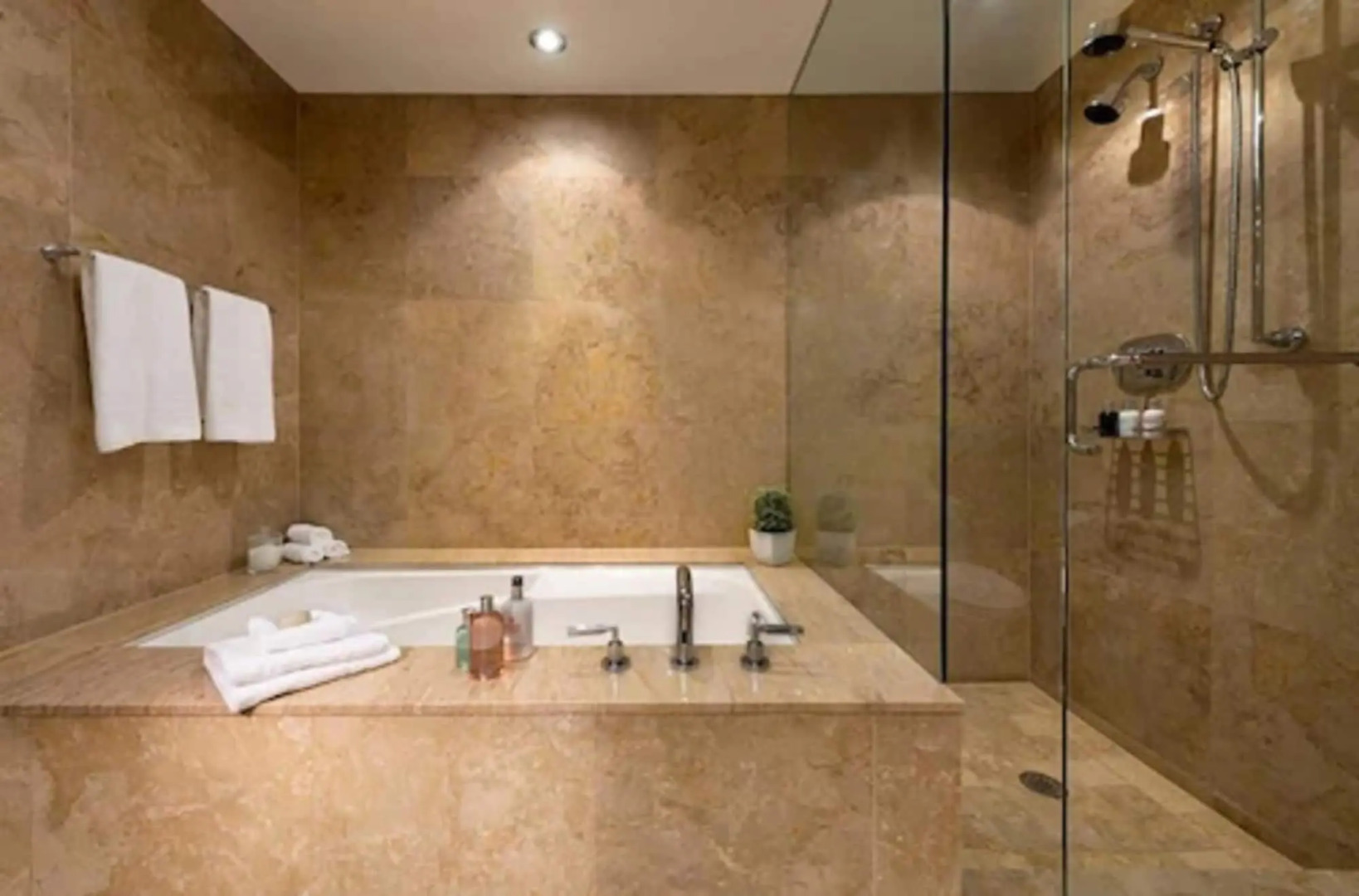 Photo - SoHo Hotel Toronto