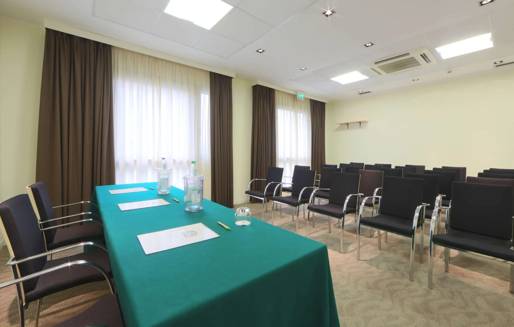 Photo - Best Western Palace Inn Hotel