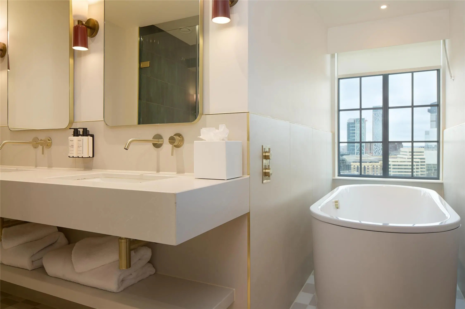 Photo - The Derby London City, Curio Collection By Hilton
