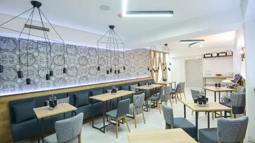 Urbanista Hotel And Bar