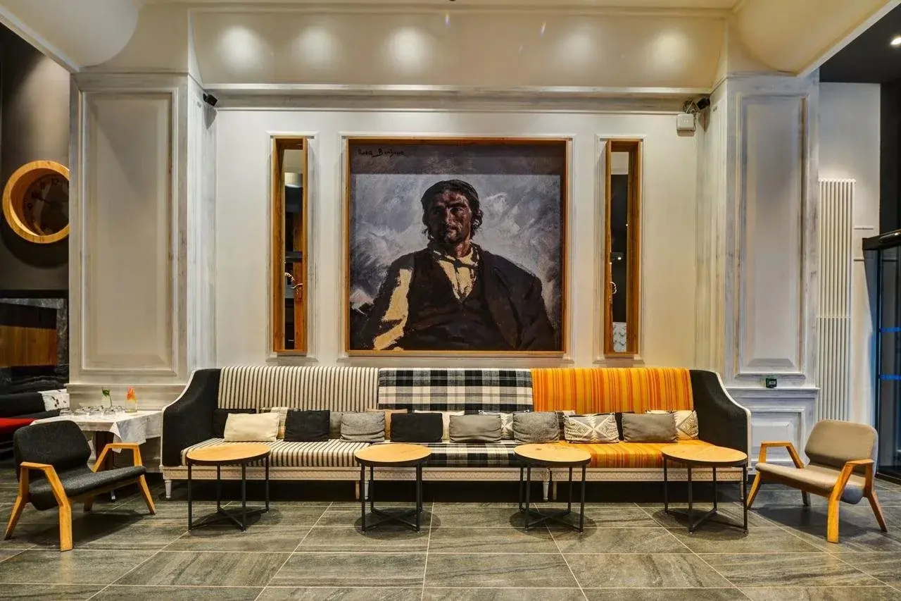 Photo - Alpina Eclectic Hotel