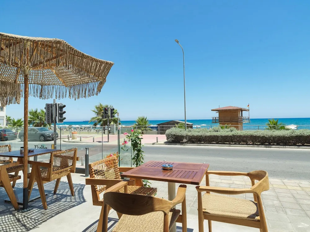 Photo - LIV Mackenzie Beach Suites Larnaca ADULTS ONLY
