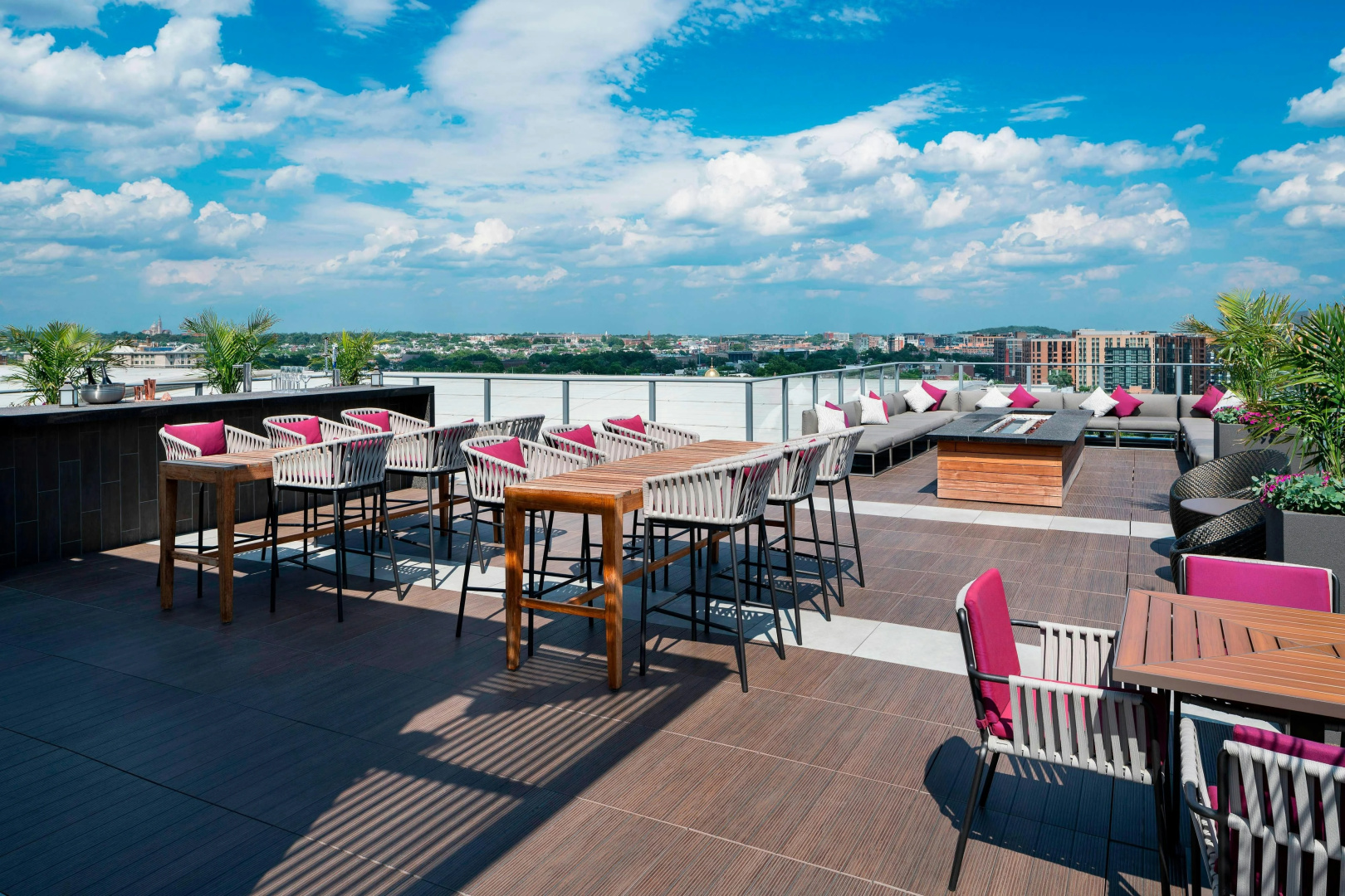 Photo - Courtyard by Marriott Washington Downtown/Convention Center
