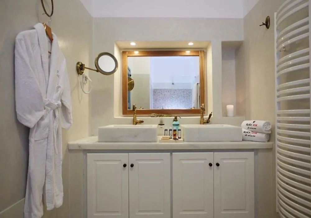 Foto - Black Rose Beach Suites