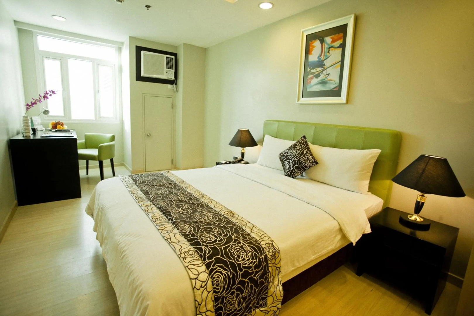 Foto - The Exchange Regency Residence Hotel